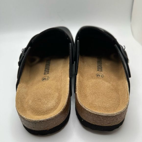 CUSHIONAIRE Women's Cork Footbed Clog 7 BLACK - Picture 4 of 7